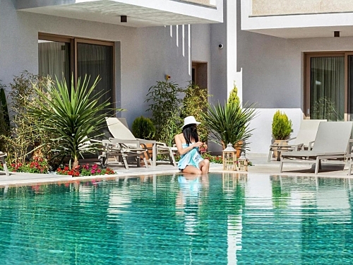 Hotel Pefki Deluxe Residences Kassandra (8 / 45)