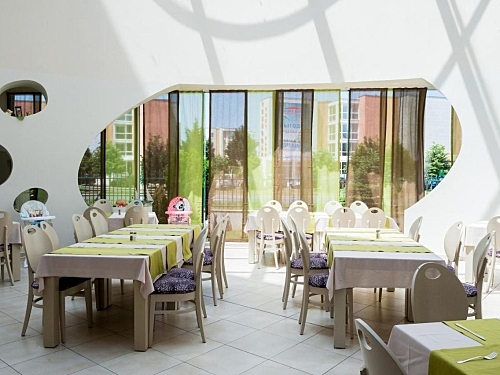 Aqua Nevis Hotel & Aquapark Sunny Beach Bulgaria (16 / 38)