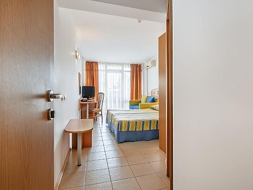 Hotel Gloria Constantin si Elena (8 / 27)