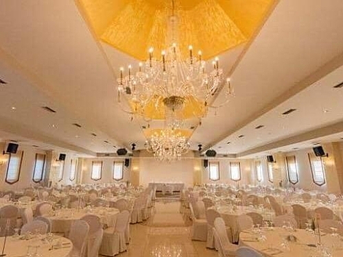 Buka Sandy Beach  (17 / 35)