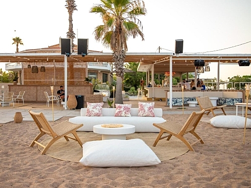 Buka Sandy Beach  (32 / 35)