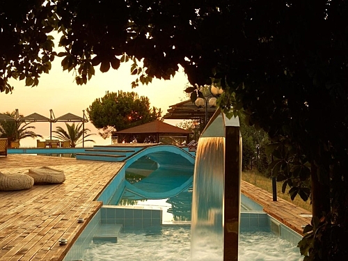 Hotel Kamari Beach Grecia (28 / 38)