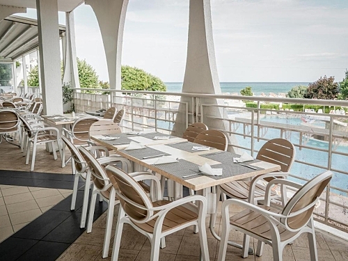 Hotel Laguna Beach Albena (17 / 44)