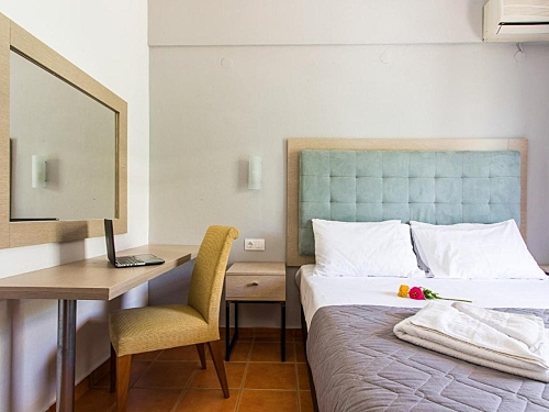 Hotel Across Coral Blue Beach Sithonia (6 / 29)