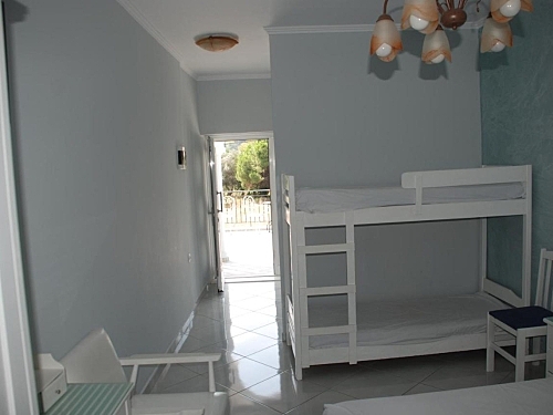 Diaporos Hotel Grecia (8 / 31)