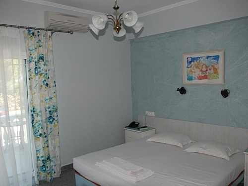 Diaporos Hotel Grecia (6 / 31)