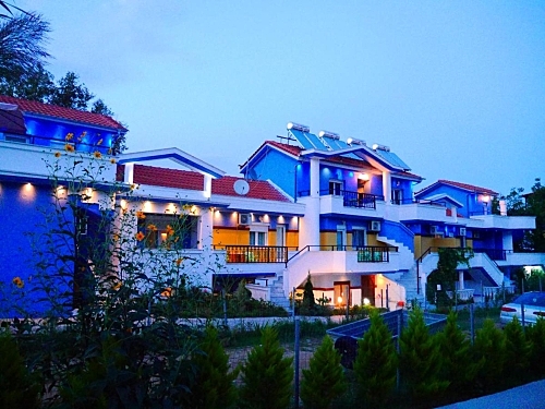 Hotel Blue Sea Beach Resort Thassos Grecia (1 / 39)