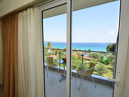 Mendi Hotel Grecia (14 / 44)
